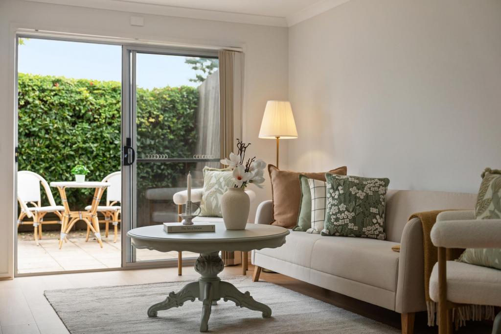3/3 Constance Stone St, Macgregor, ACT 2615