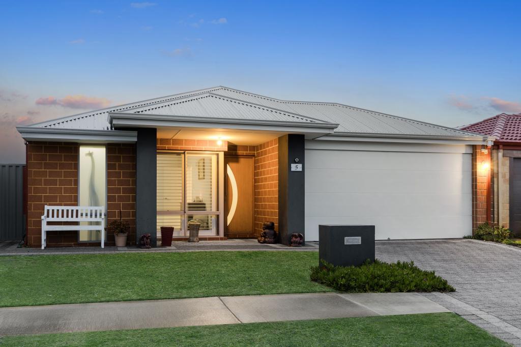 5 Rothery Loop, Piara Waters, WA 6112