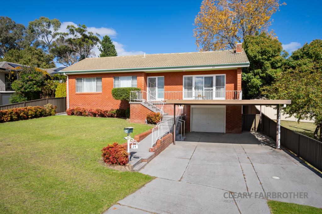 24 Isaacs St, West Bathurst, NSW 2795