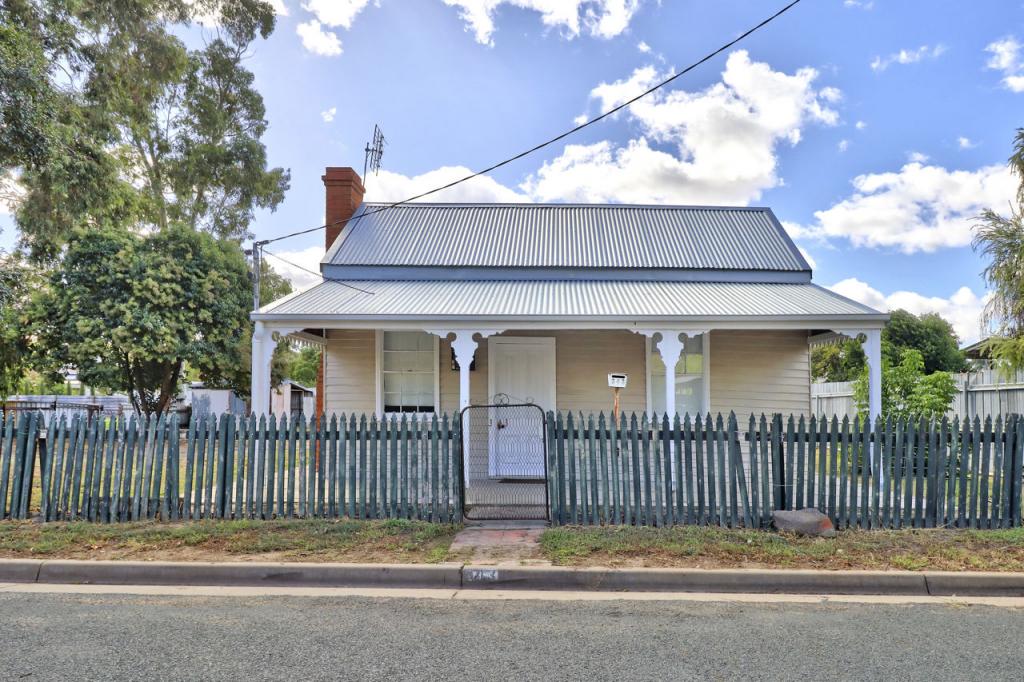 343 Hodgkins St, Deniliquin, NSW 2710