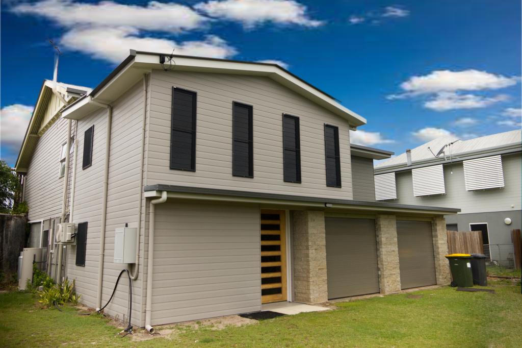 66 MACKEREL ST, WOODGATE, QLD 4660