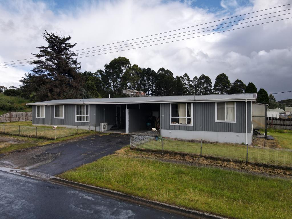 26-26a Westwood St, Zeehan, TAS 7469