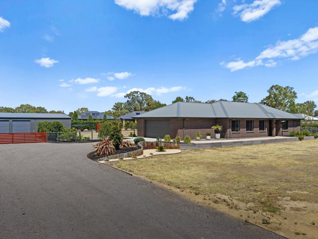 21 Hall Dr, Benalla, VIC 3672