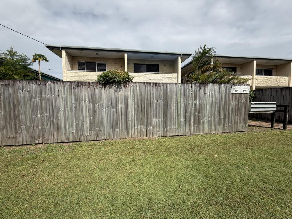 1/15 Curtin St, Westcourt, QLD 4870