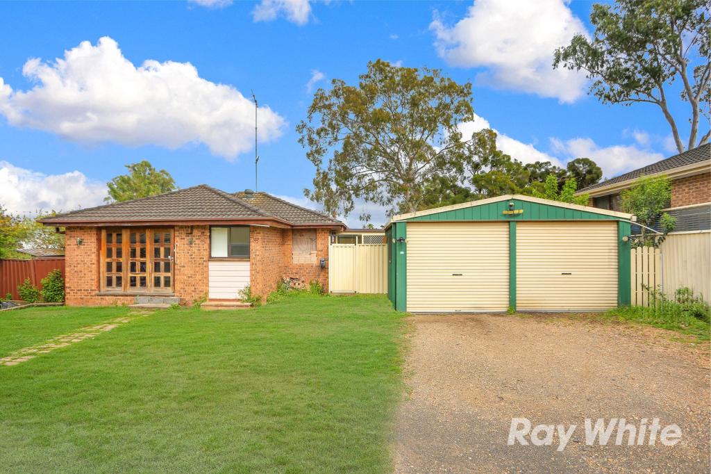 4 Paradise Pl, St Clair, NSW 2759