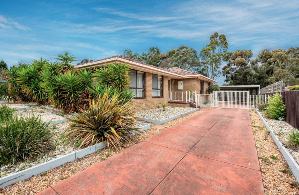 12 Lewis Cl, Mill Park, VIC 3082