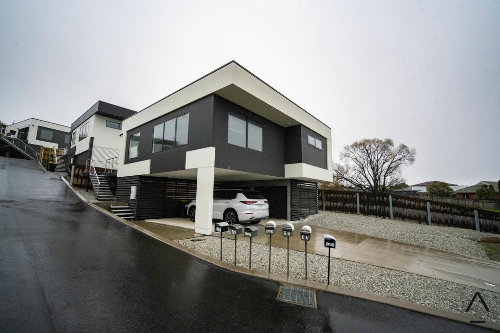 1/7-9 Malachi Ct, Newnham, TAS 7248