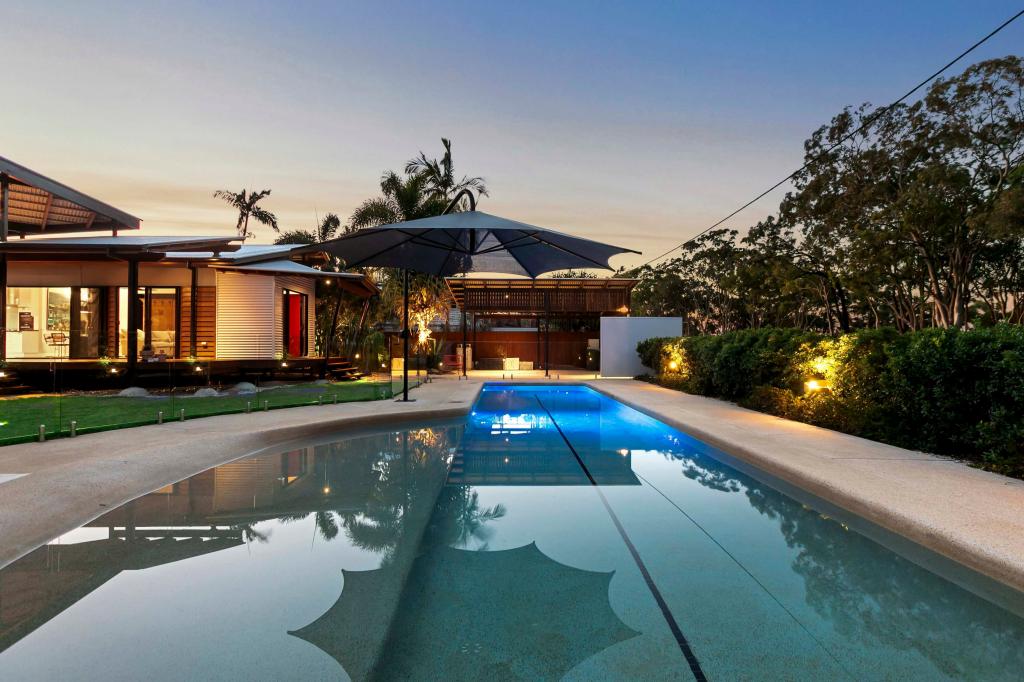 41 Esplanade, Point Vernon, QLD 4655