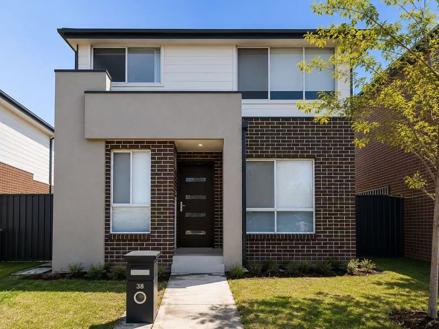 38 Cunningham Cres, Bardia, NSW 2565