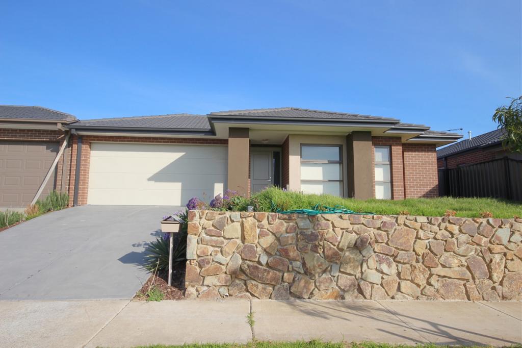 8 Season Way, Craigieburn, VIC 3064