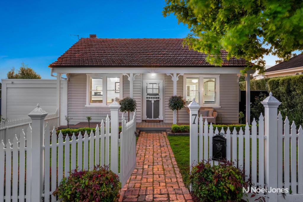 7 Donald St, Croydon, VIC 3136