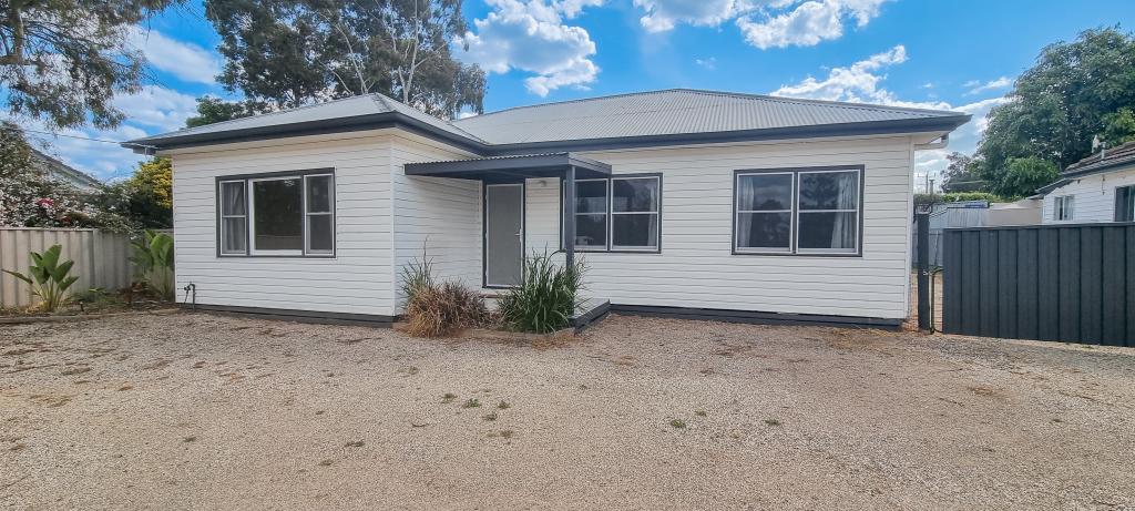 45 HOLLOWAY ST, BOORT, VIC 3537