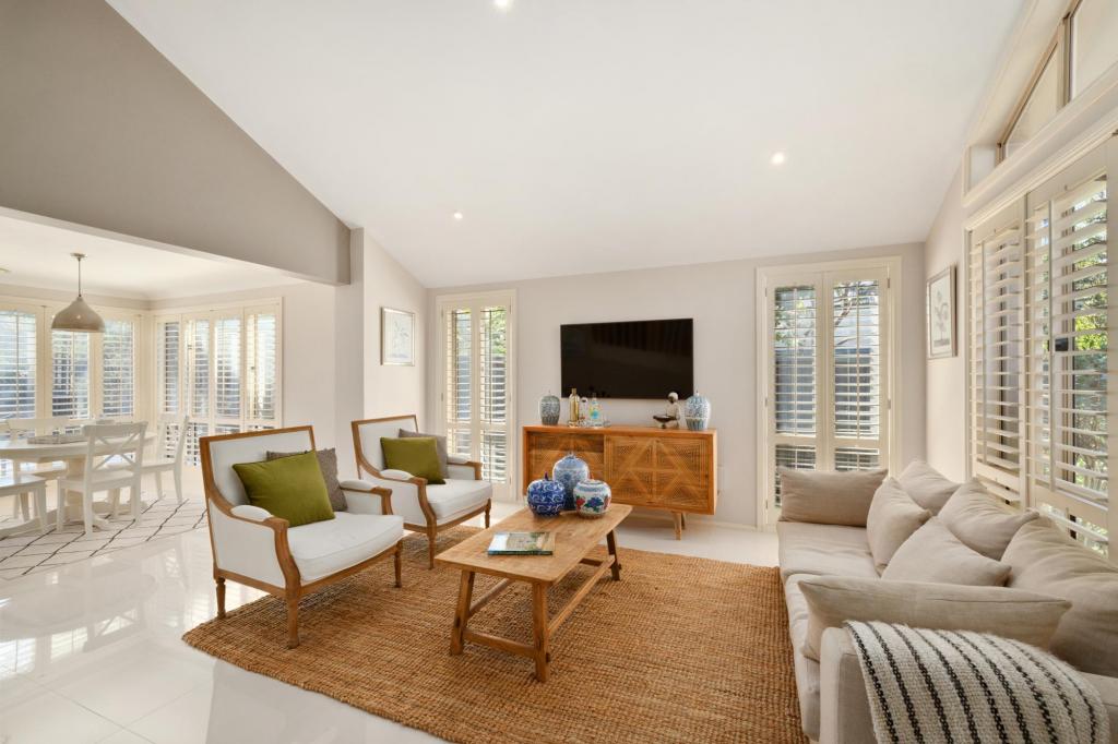 19 Waterside Gr, Warriewood, NSW 2102