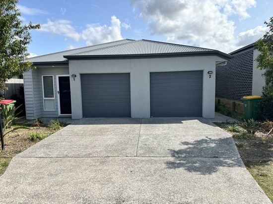 2/16 Dorchester Cl, Pimpama, QLD 4209