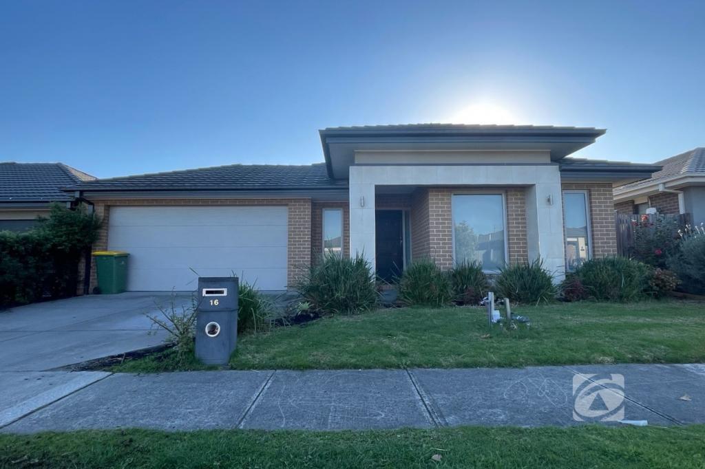 16 BROOKLYN ST, OFFICER, VIC 3809