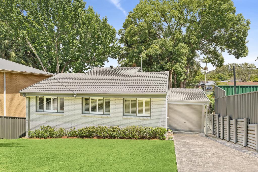 3 Dougal Dr, Wyoming, NSW 2250