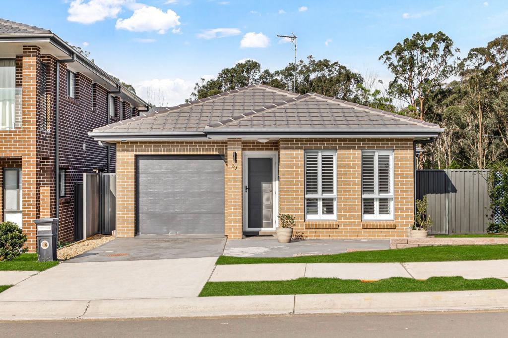 39 NATASHA PDE, ROUSE HILL, NSW 2155