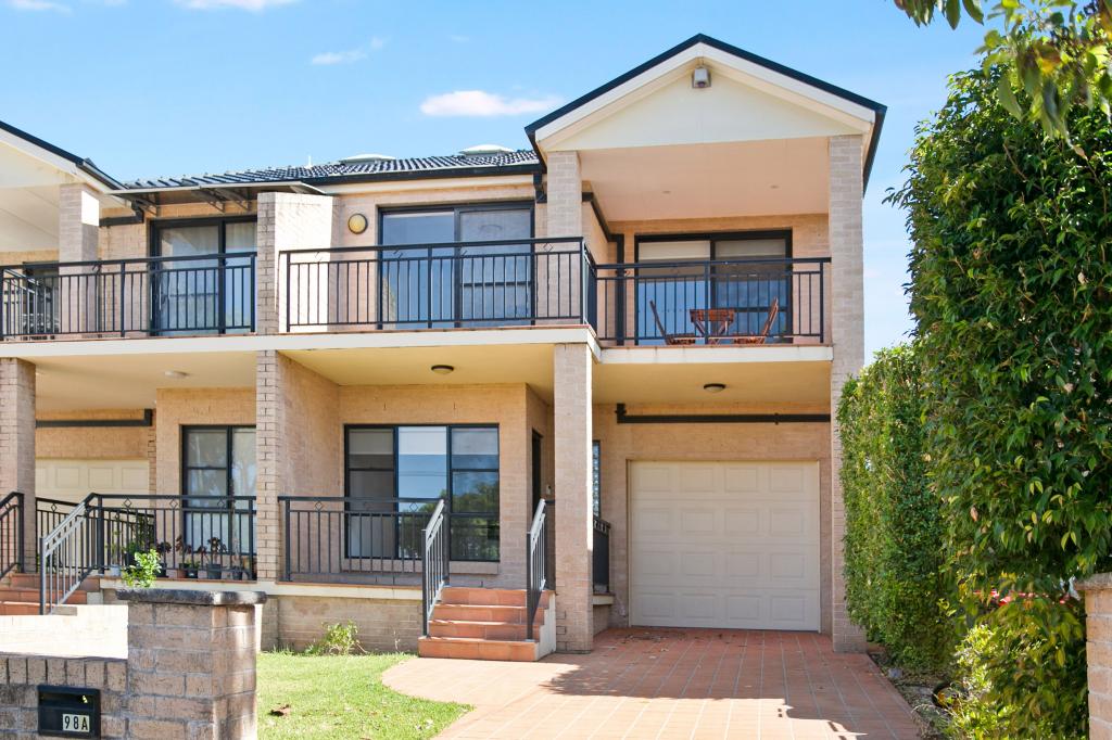 98a Macquarie St, Greenacre, NSW 2190