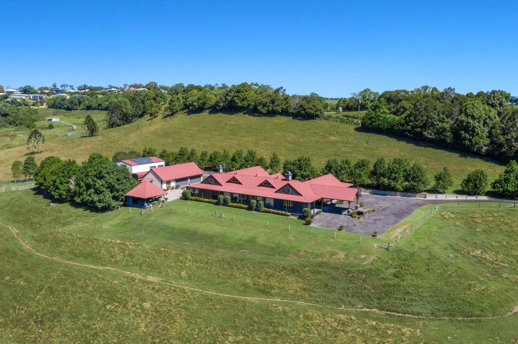 104 Bridge Creek Rd, Maleny, QLD 4552