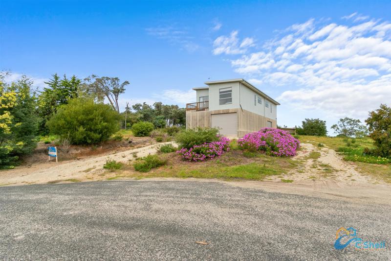 17 Elizabeth Ct, Loch Sport, VIC 3851