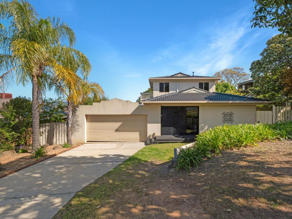 385 PAUL AVE, LAVINGTON, NSW 2641