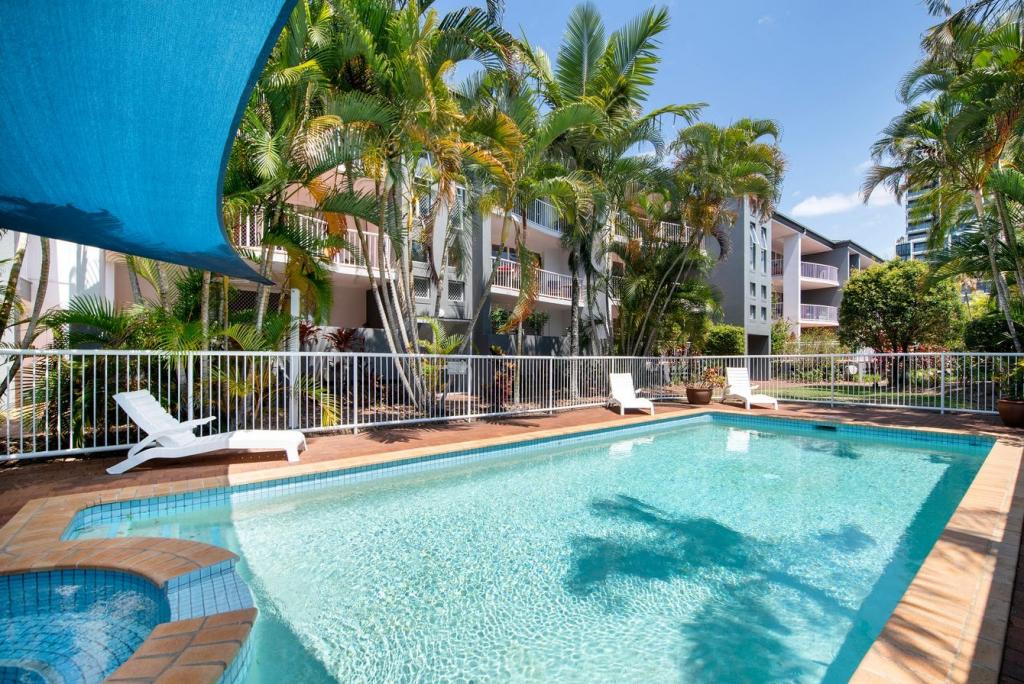 22/8 Dalpura St, Chevron Island, QLD 4217