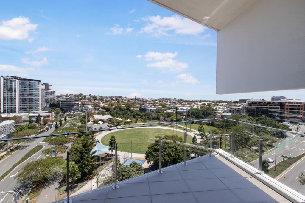 Type D/33 Remora Rd, Hamilton, QLD 4007