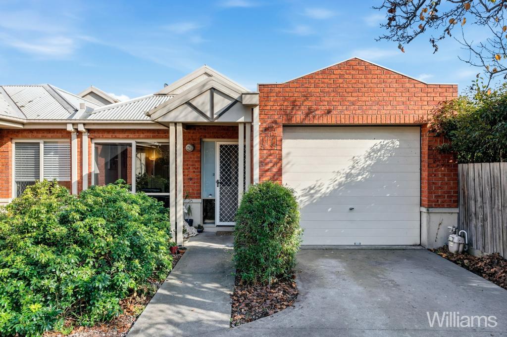 2/69 Hansen St, Altona North, VIC 3025