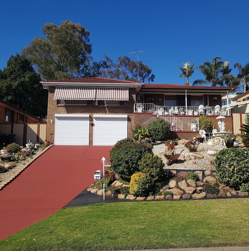 37 Parkhill Ave, Leumeah, NSW 2560