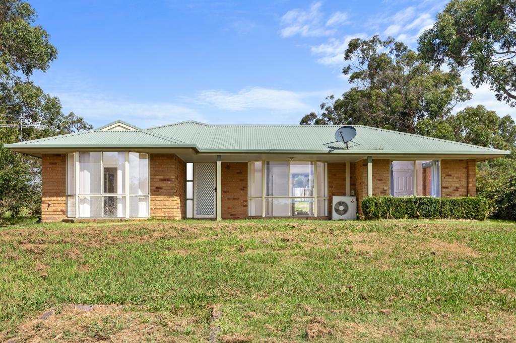 30 Whitelaw St, Meeniyan, VIC 3956