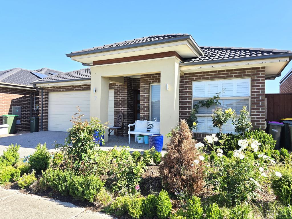 7 Borestane Dr, Doreen, VIC 3754