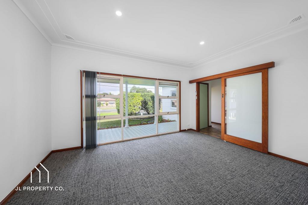 7 Waratah Ave, Woy Woy, NSW 2256