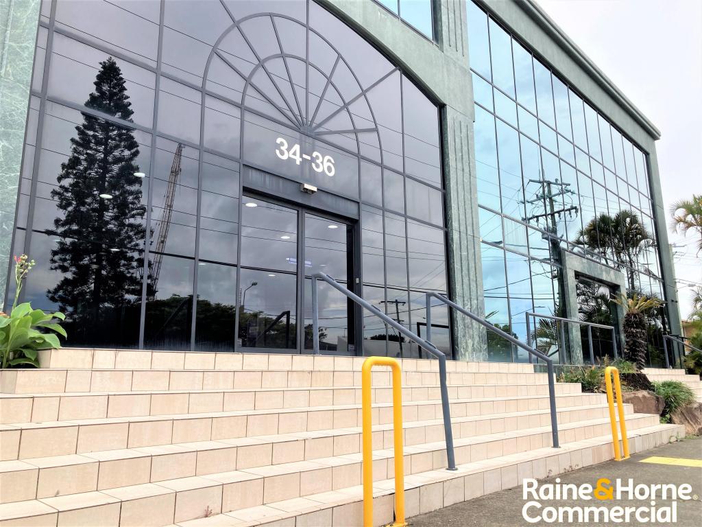 2/34 THOMAS DR, CHEVRON ISLAND, QLD 4217