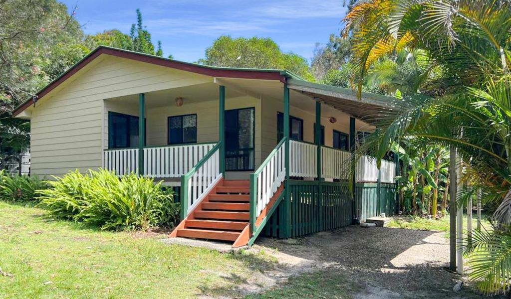 17 Baracoota St, Macleay Island, QLD 4184