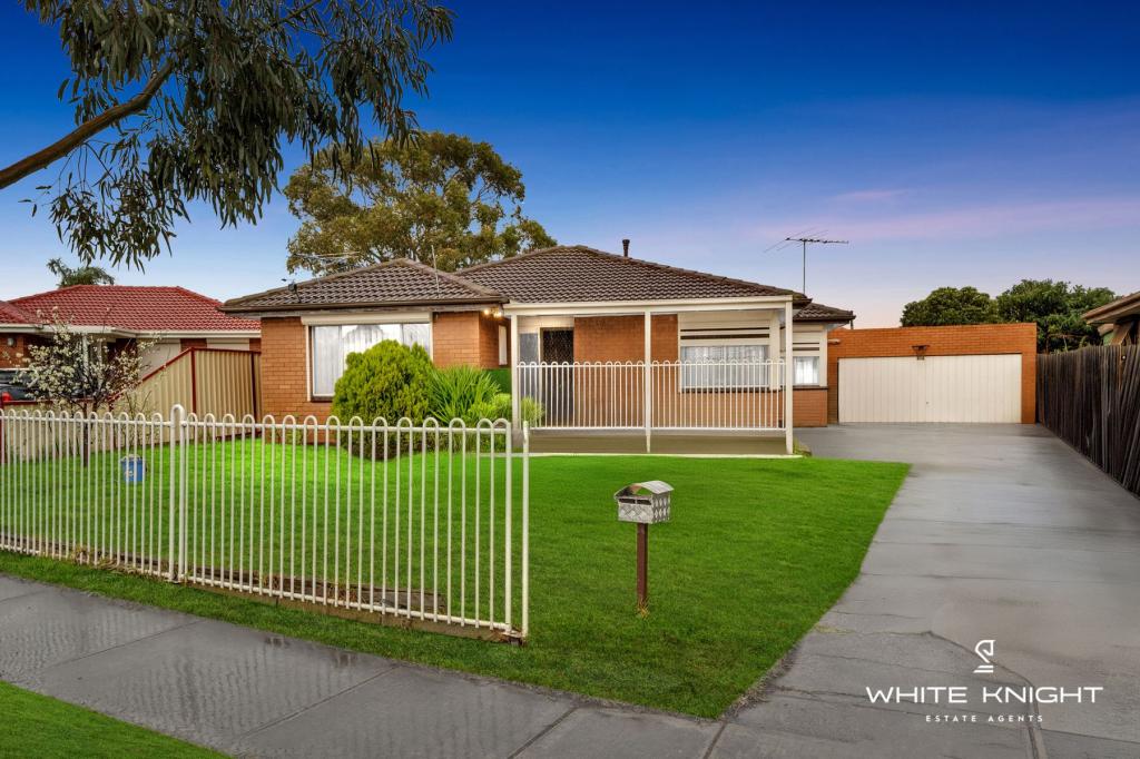 10 Mavis Cres, Kings Park, VIC 3021