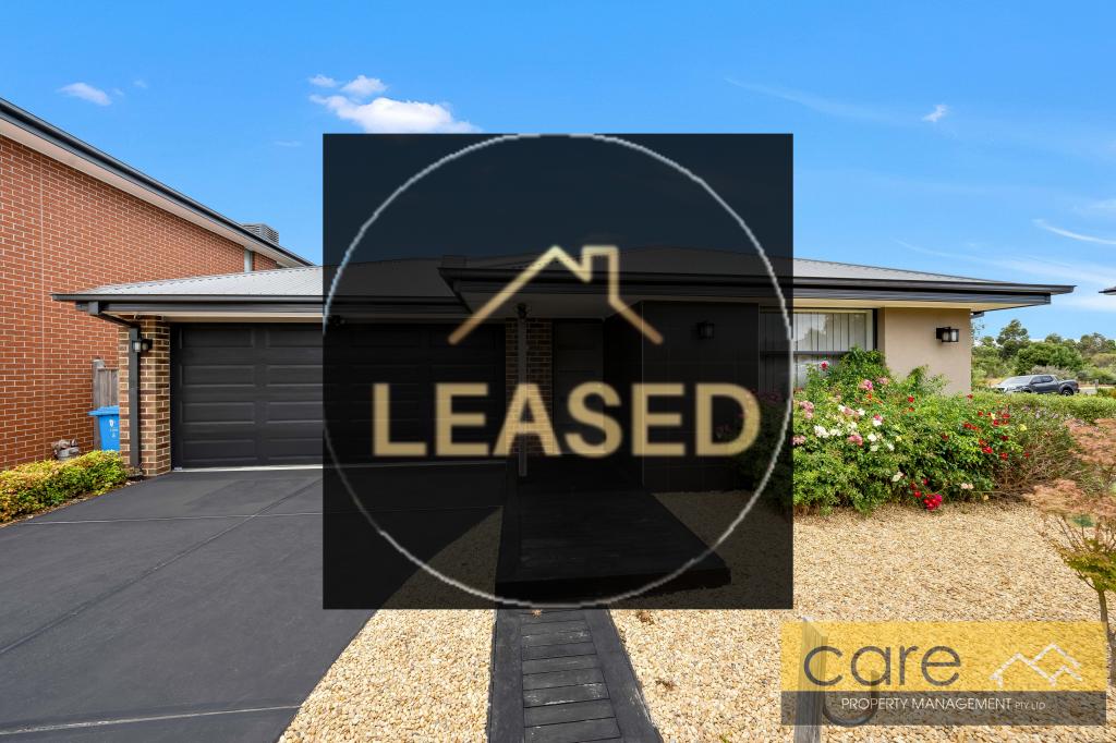7 Dixon Gr, Cranbourne West, VIC 3977