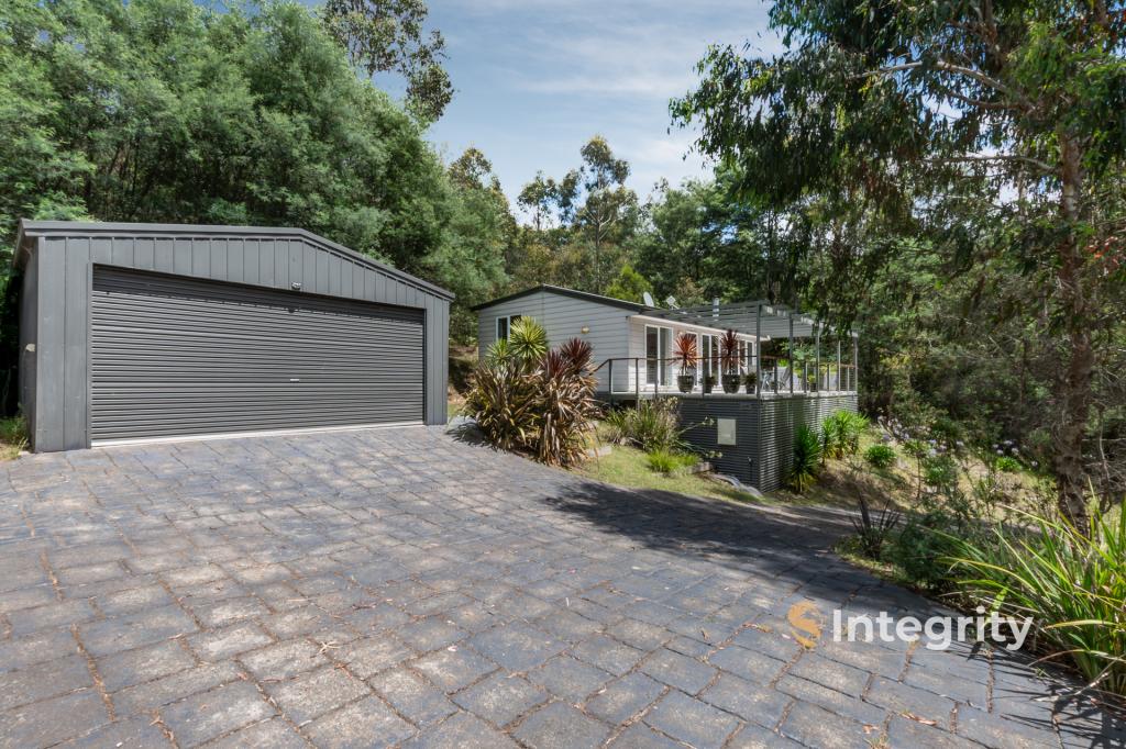 20 Silver Parrot Rd, Flowerdale, VIC 3717