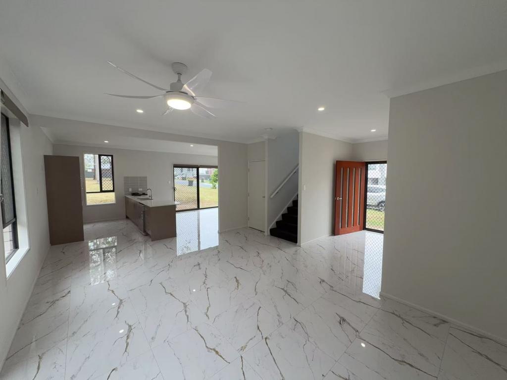 50 Knightsbridge St, Pallara, QLD 4110