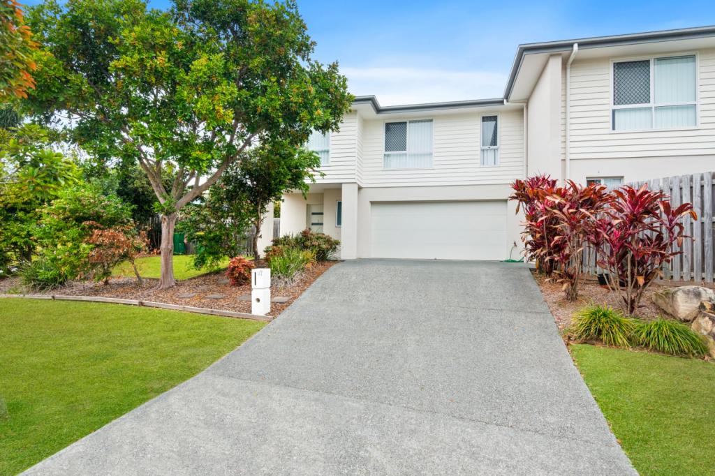 1/2 Beacon Ct, Elanora, QLD 4221