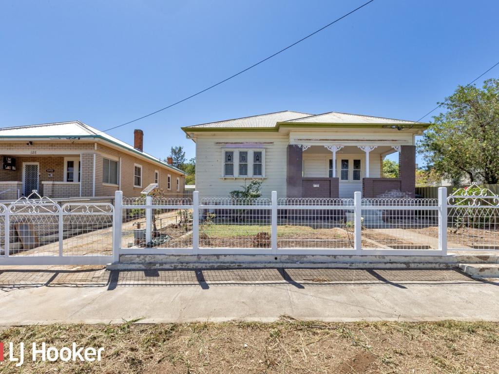 130 Belmore St, West Tamworth, NSW 2340