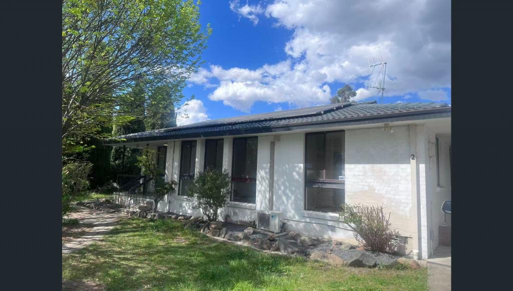 2 Barlee Pl, Stirling, ACT 2611