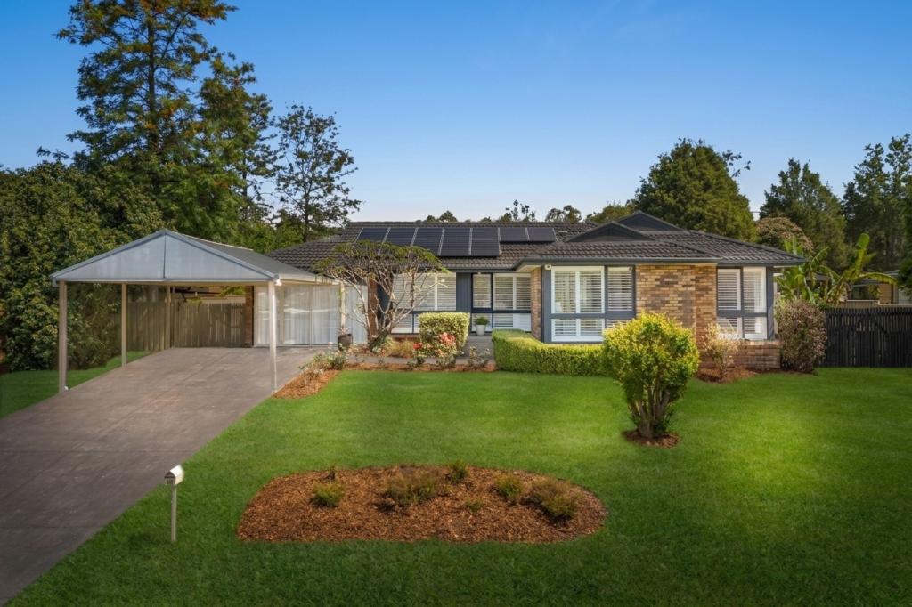18 Lambert Cres, Baulkham Hills, NSW 2153