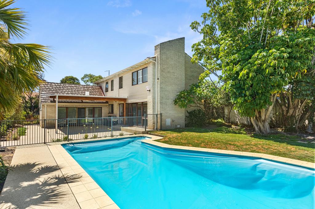 8 Robert St, Dalkeith, WA 6009