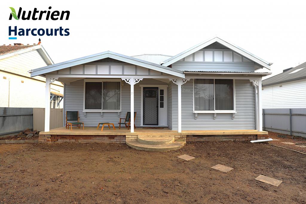 57 Olney St, Cootamundra, NSW 2590