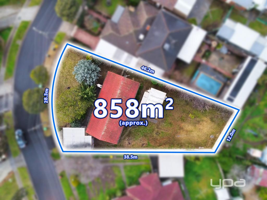 12 MICHAEL AVE, ST ALBANS, VIC 3021