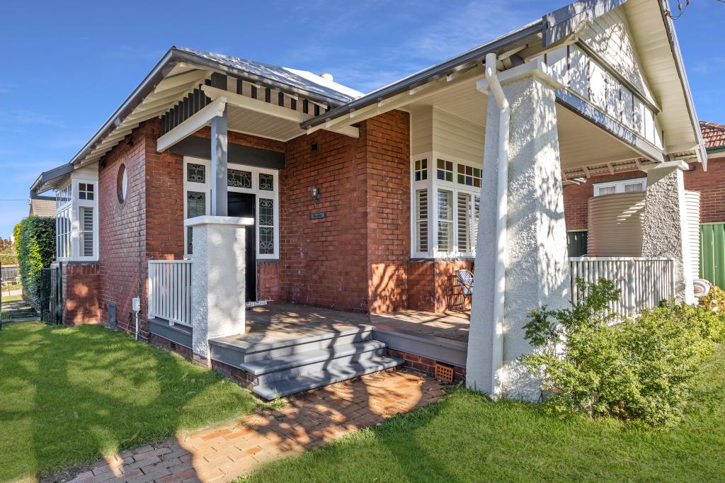 73 Crebert St, Mayfield, NSW 2304