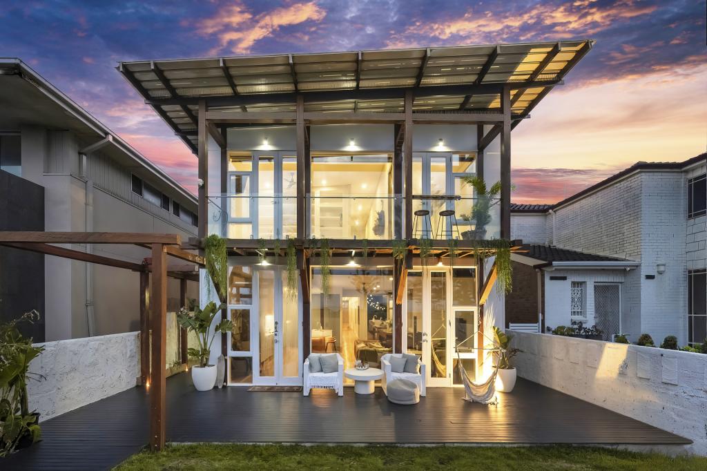 221 Mitchell St, Stockton, NSW 2295