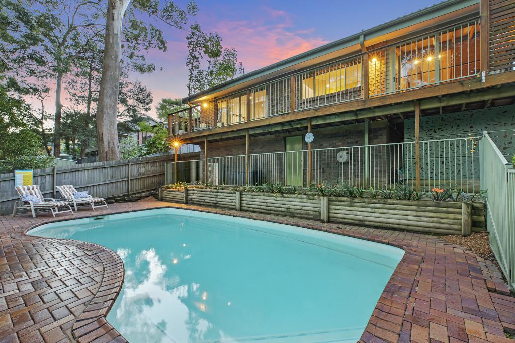 16 Maranoa St, Wyoming, NSW 2250