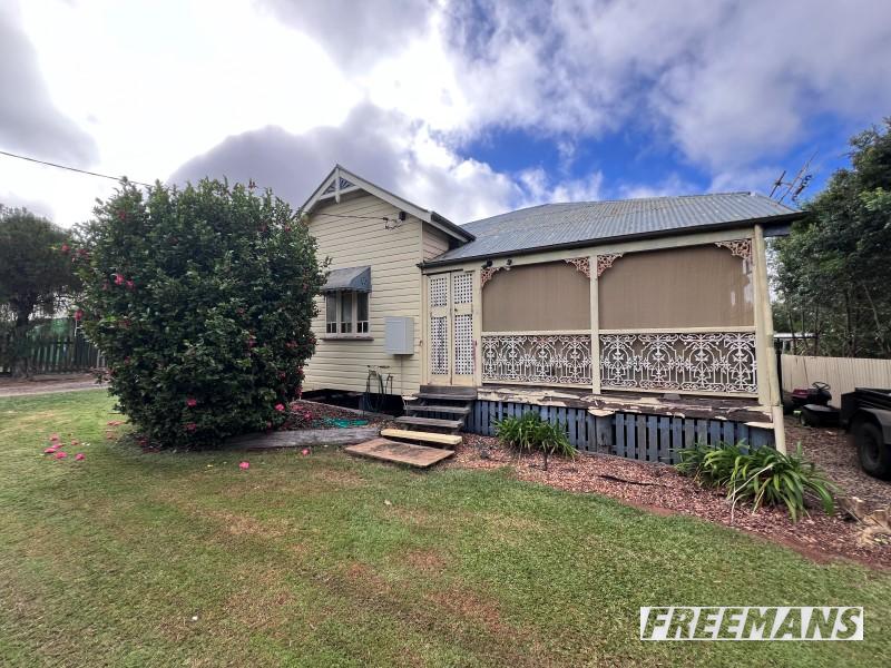 12 Fisher St, Kingaroy, QLD 4610