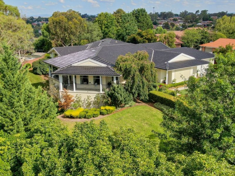 27 Napier St, Windradyne, NSW 2795